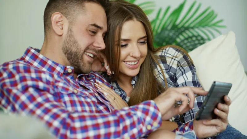 Your Relationship Isn't Broken — Instagram Just Made You Think It Is